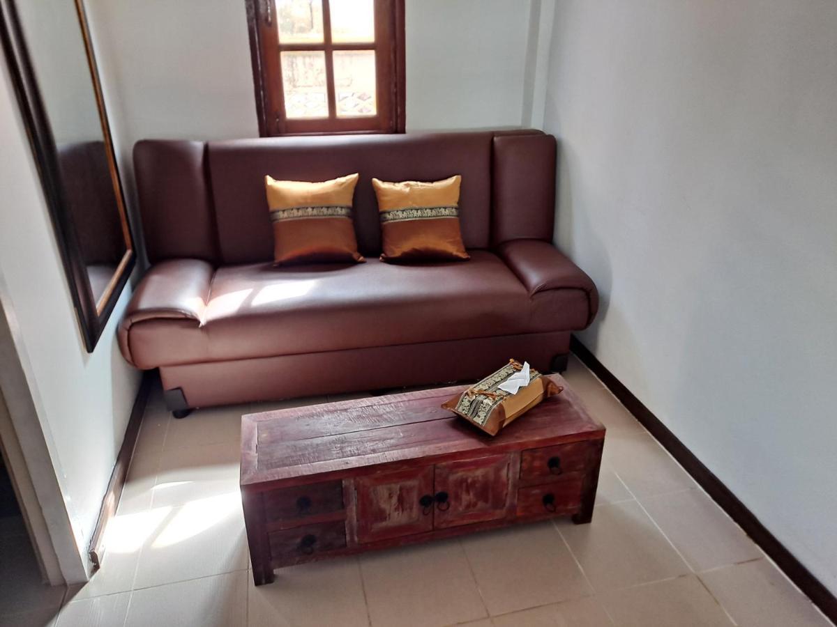 The Beach Boutique Resort Ban Pak Nam Pran Exteriör bild