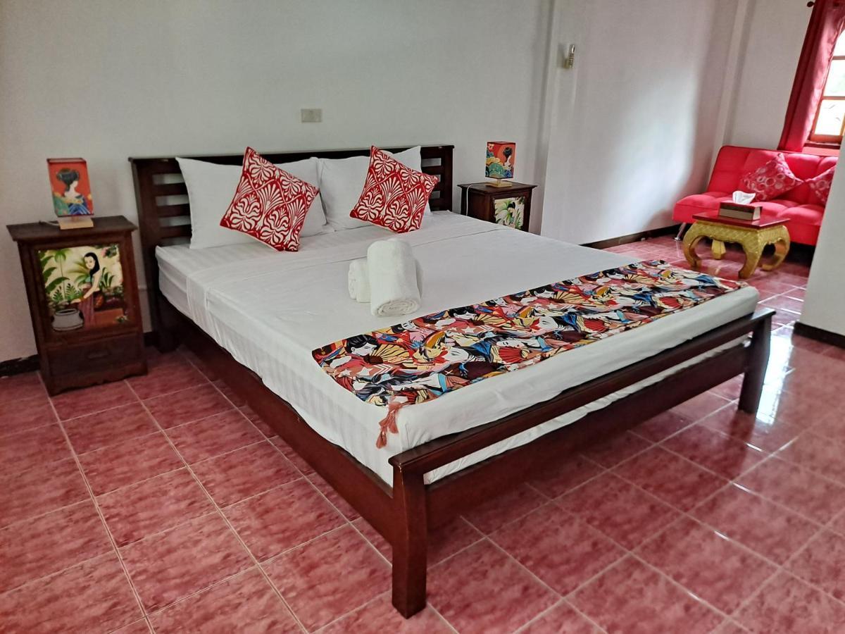The Beach Boutique Resort Ban Pak Nam Pran Exteriör bild