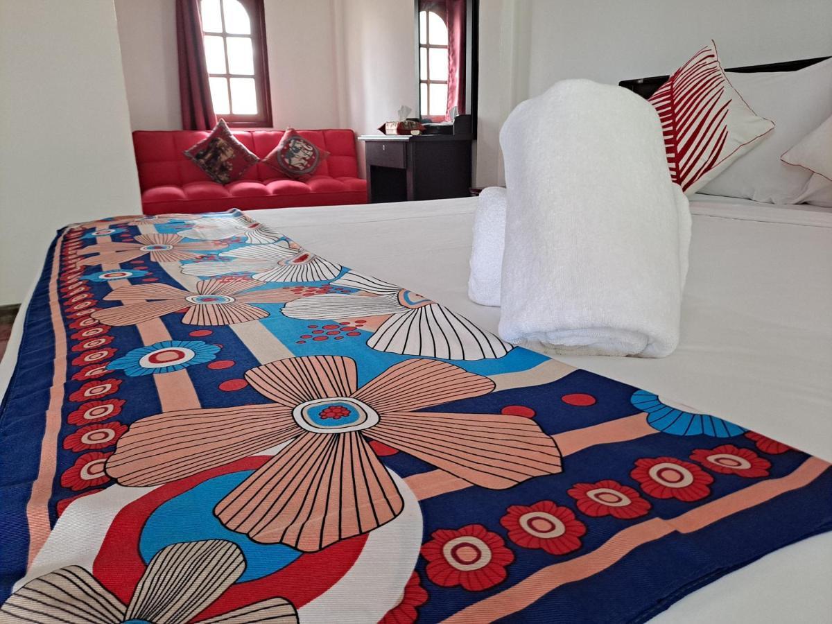 The Beach Boutique Resort Ban Pak Nam Pran Exteriör bild