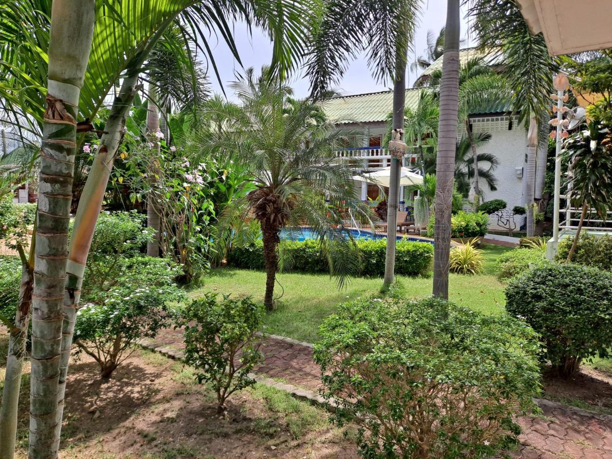 The Beach Boutique Resort Ban Pak Nam Pran Exteriör bild
