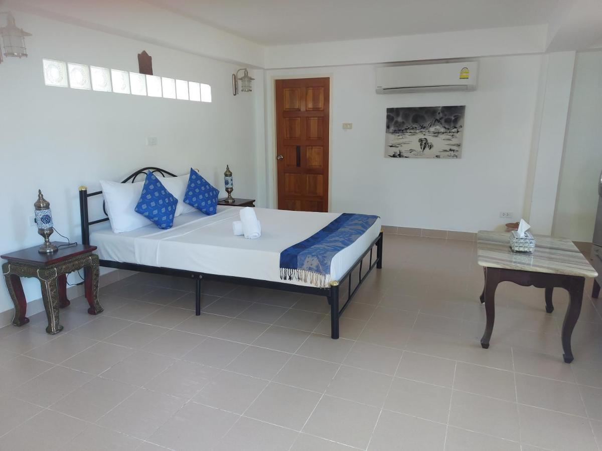 The Beach Boutique Resort Ban Pak Nam Pran Exteriör bild