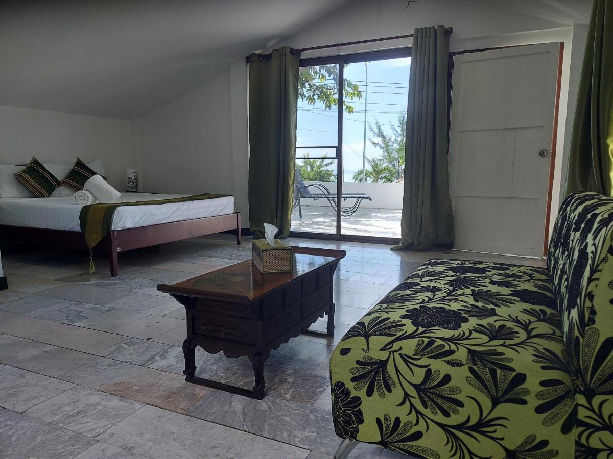 The Beach Boutique Resort Ban Pak Nam Pran Exteriör bild